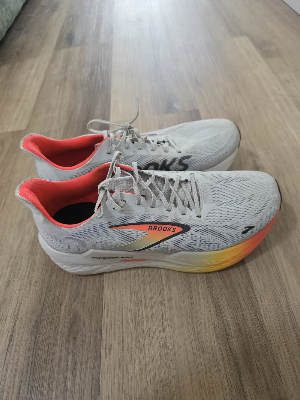 Brooks Hyperion Max 2 - Mens 11.5 - Picture 4 of 6